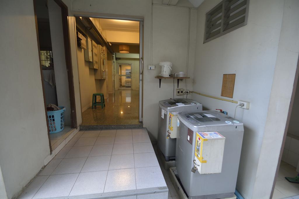 בנגקוק Modern Place Apartment מראה חיצוני תמונה